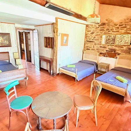 Pension Y Albergue Matias Locanda 萨里亚 外观 照片